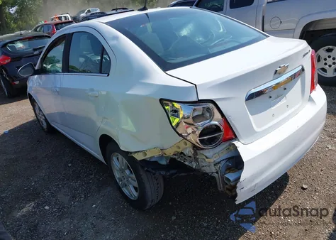 2013 Chevrolet Sonic Lt Auto z USA, uszkodzony, nr VIN 1G1JC5SH2D4241528